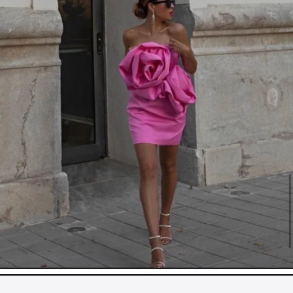 Zara Voluminous Flower Dress Fuchsia - Picture 9 of 11